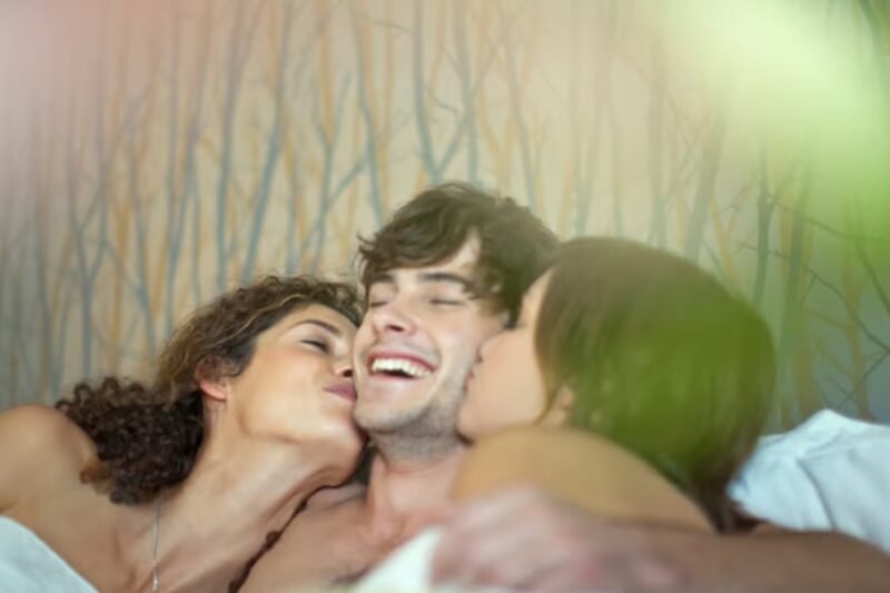 Luxury couples escort experience in Amsterdam with trusted agencies