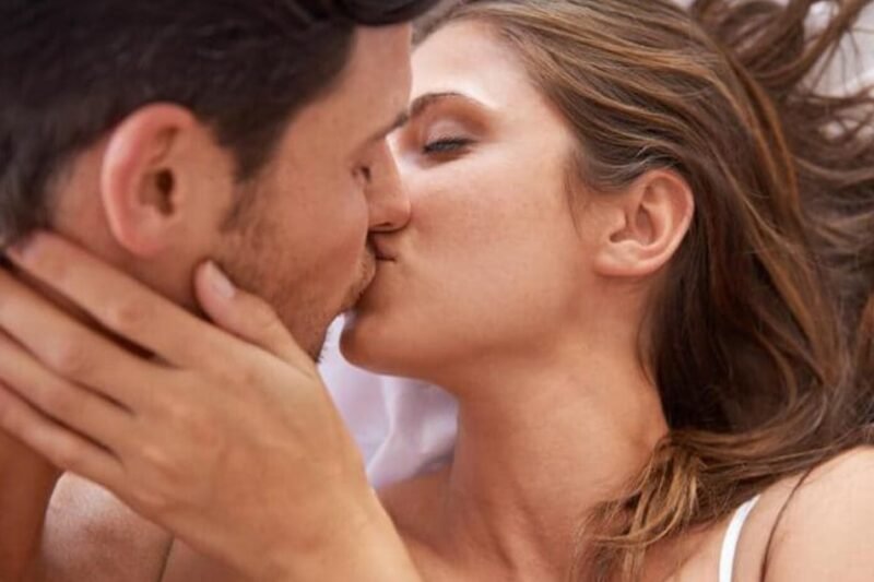 Luxury French kissing escort in Amsterdam offering girlfriend experience